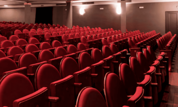 La Junta de Extremadura destina 1,6 millones de euros para impulsar la programación cultural de la Red de Teatros en 2026