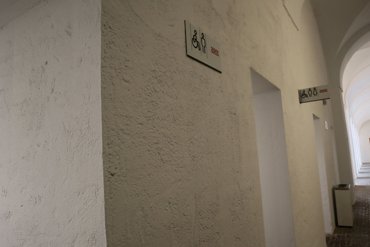 El Hospital Centro Vivo contará con dos aseos adaptados para personas con ostomía