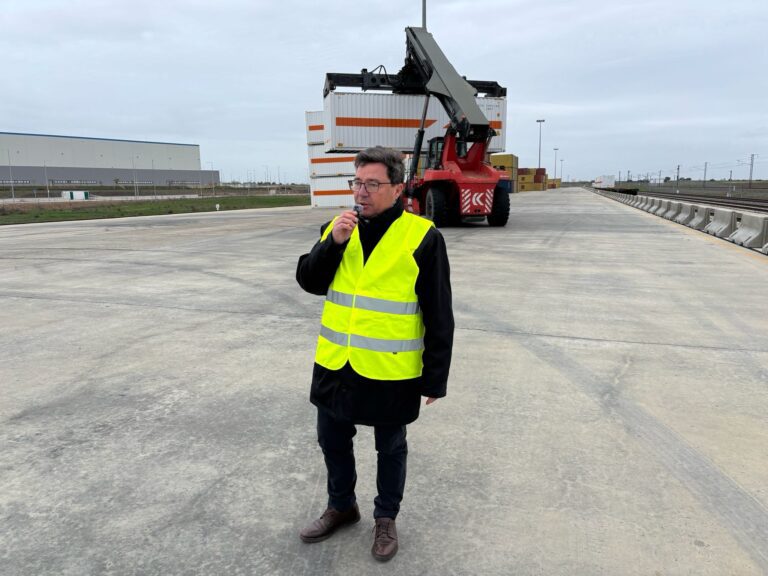 Guillermo Santamaría destaca un nuevo récord de exportaciones en noviembre y un crecimiento 35 veces superior a la media nacional de enero a noviembre