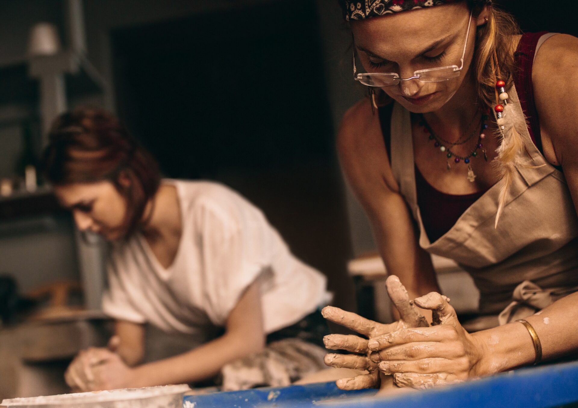 La Junta abre el plazo para solicitar las ayudas para el fomento del relevo generacional en los talleres artesanos de la región