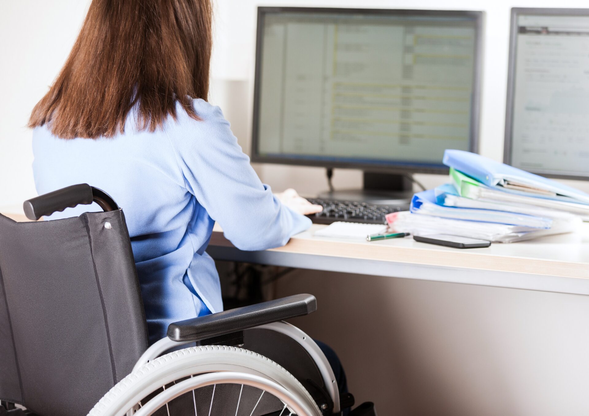 El DOE publica las ayudas para fomentar la seguridad y salud en el trabajo de las personas con discapacidad