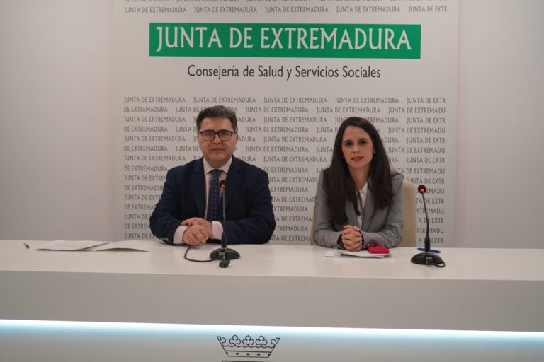 Extremadura reduce en 2.063 personas la lista de espera quirúrgica y rebaja en 43 días el tiempo medio de espera para ser intervenido