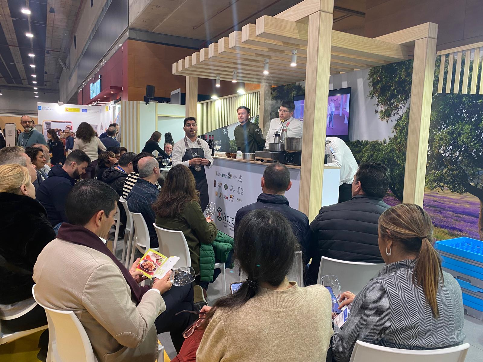 La Diputación de Badajoz impulsa la gastronomía provincial en ‘Madrid Fusión 2026’ con productos extremeños con sello de calidad diferenciada