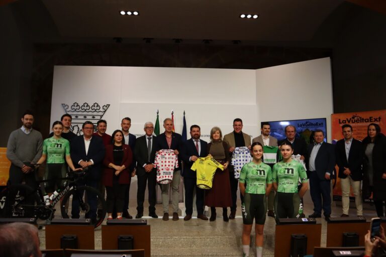 Más de 100 ciclistas participarán en la Vuelta a Extremadura Femenina, patrocinada por la Diputación de Badajoz