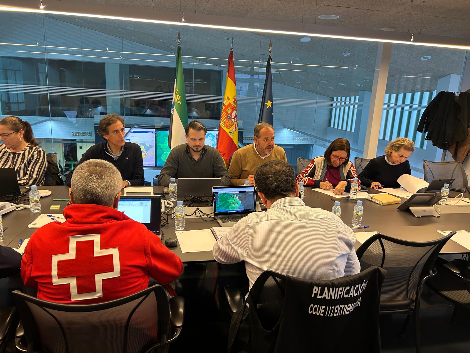 La Junta de Extremadura mantiene la situación operativa 1 de los planes PLATERCAEX e INUNCAEX ante las previsiones de la borrasca Marta en la región