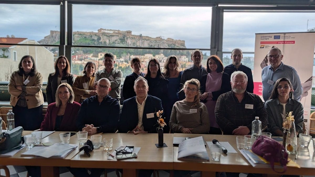 La Diputación de Badajoz presenta sus programas para reducir la brecha digital en la Digin Week celebrada en Atenas