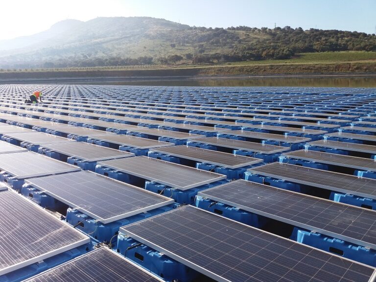 El DOE publica la resolución con las zonas prioritarias para el desarrollo de proyectos de energía solar fotovoltaica en Extremadura