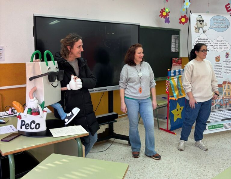 La Junta de Extremadura pone en marcha la campaña escolar “Aprendemos a elegir, elegimos lo de aquí” para potenciar el consumo en el comercio de proximidad