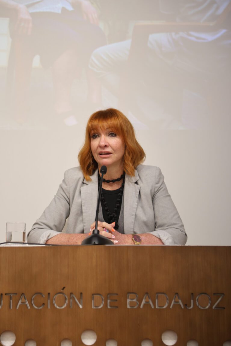 La Diputación de Badajoz vuelve a reivindicar la igualdad con un ´Marzo Violeta´ repleto de actividades