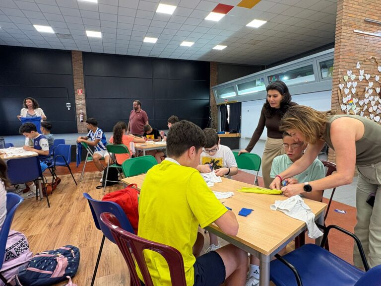 La Junta de Extremadura impulsa la red de centros juveniles con más de 77.000 participantes y una inversión récord