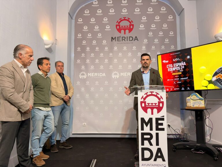 La Junta de Extremadura impulsa el Campeonato de España de Pádel por equipos de 2ª categoría