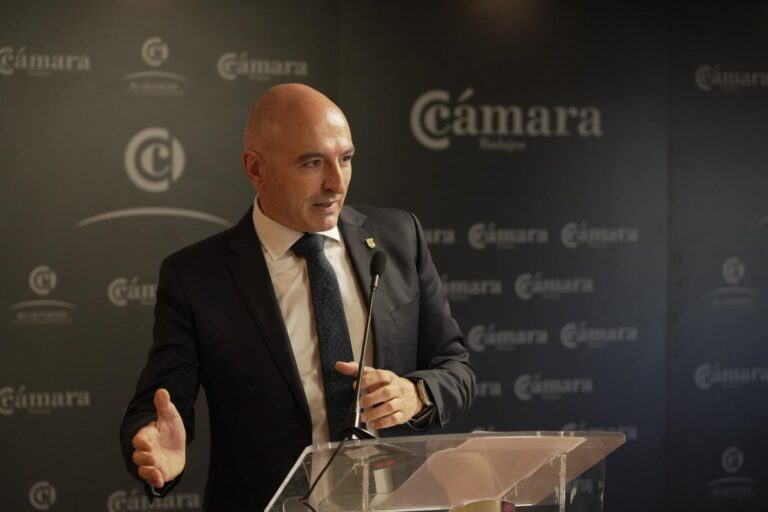 Doce empresas extremeñas inician el Programa AMPLIA para aplicar automatización e inteligencia artificial en sus procesos de negocio