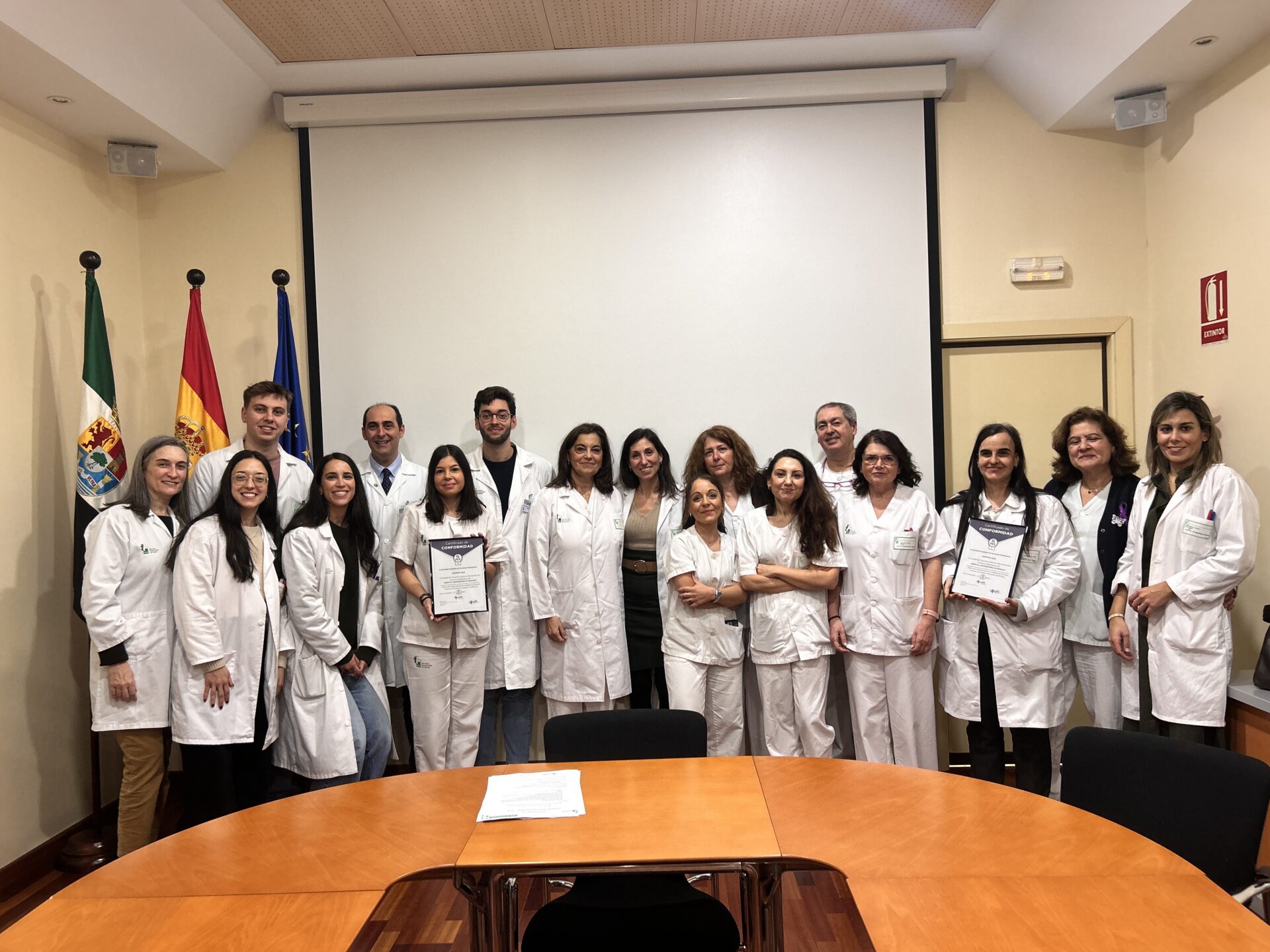 El Servicio de Farmacia Hospitalaria del Complejo Hospitalario Universitario de Badajoz obtiene la certificación QPEX de excelencia en la atención a pacientes externos