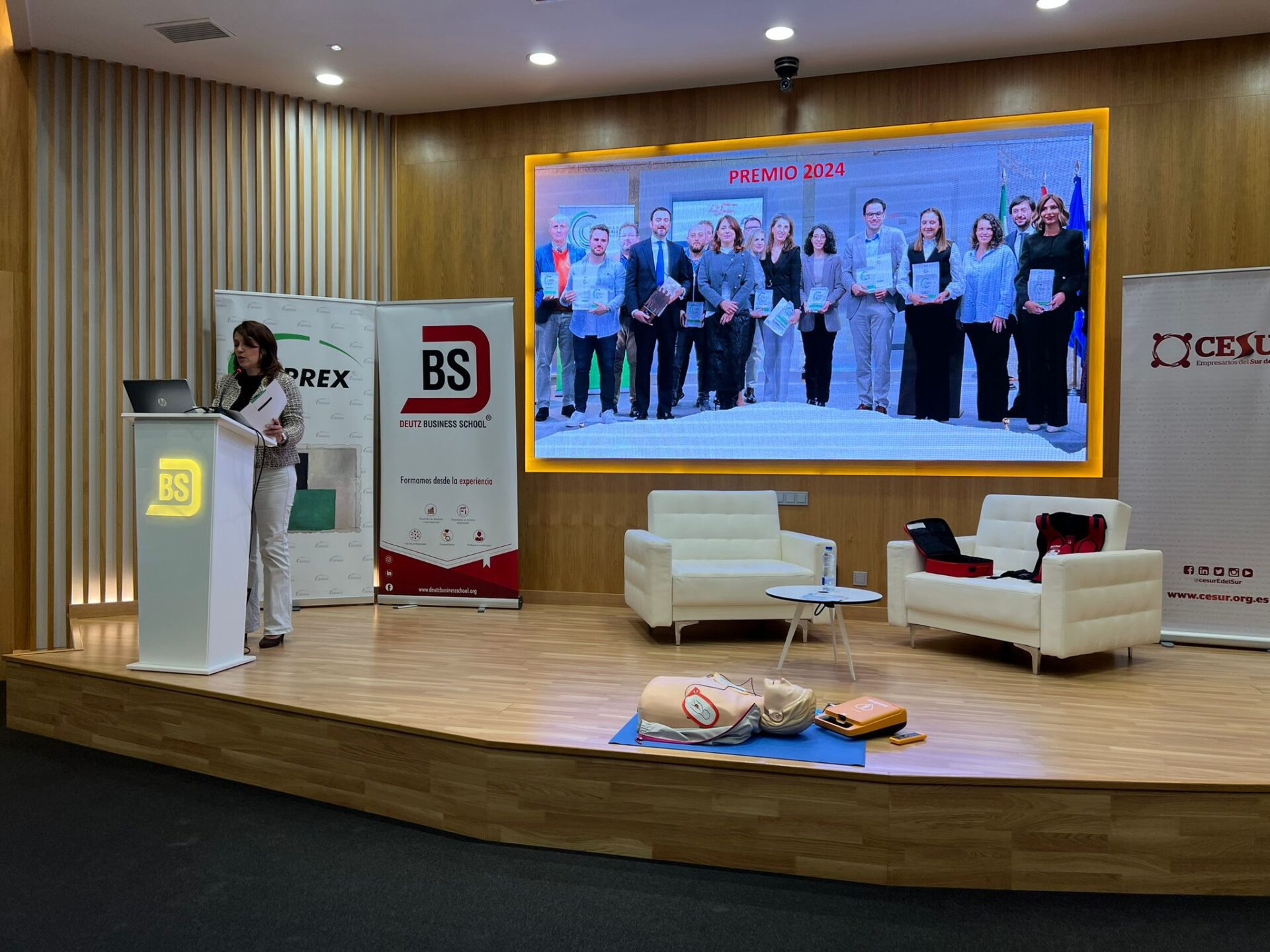 La Junta de Extremadura destaca en Deutz Business School el papel estratégico de la Responsabilidad Social Empresarial para la competitividad de las pymes