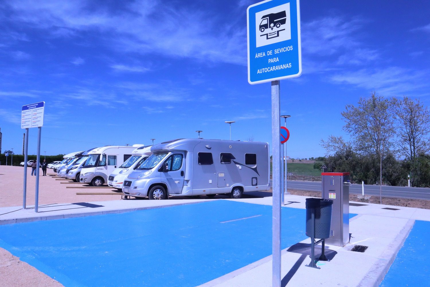 La Diputación de Badajoz inaugura el nuevo parking de autocaravanas en Valverde de Leganés, impulsado por los Presupuestos Participativos