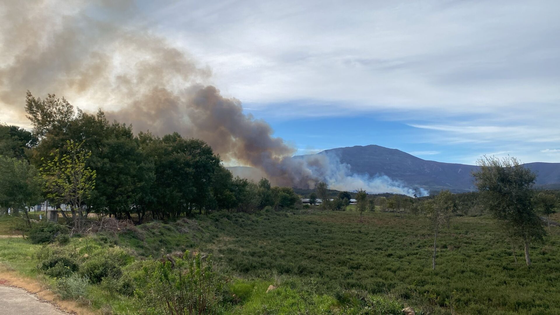 El Plan Infoex pide extremar las precauciones en las quemas agrarias tras los 14 incendios registrados este fin de semana