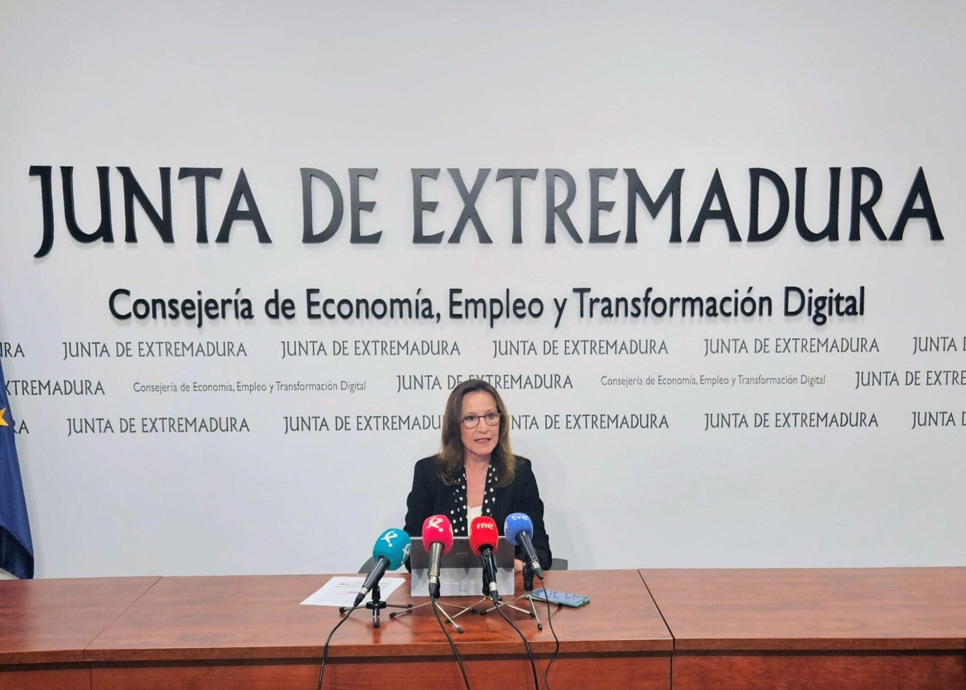 Extremadura registra en marzo la cifra de paro más baja de la serie histórica para este mes con 65.210 personas y lidera la bajada interanual en España