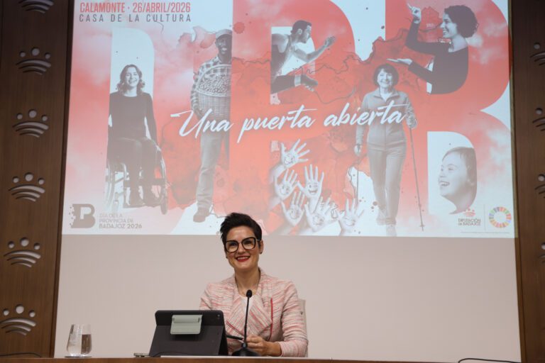La Diputación de Badajoz reconocerá a la diseñadora ‘La Condesa’, la Asociación Oncológica de Extremadura y Cajalmendralejo con las Medallas de Oro de la Provincia 2026