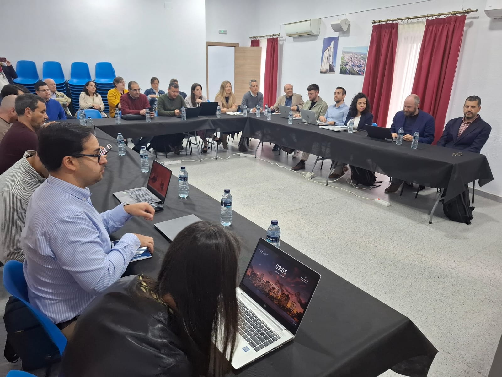 Extremadura inicia un proyecto para rehabilitar silos de cereales en desuso y transformarlos en baterías térmicas