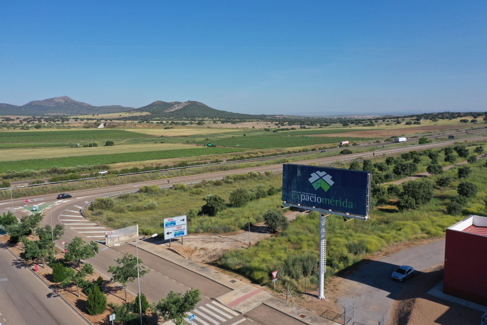 La fábrica de Cátodos de Hunan Yuneng materializa la compraventa de la parcela en ExpacioMérida