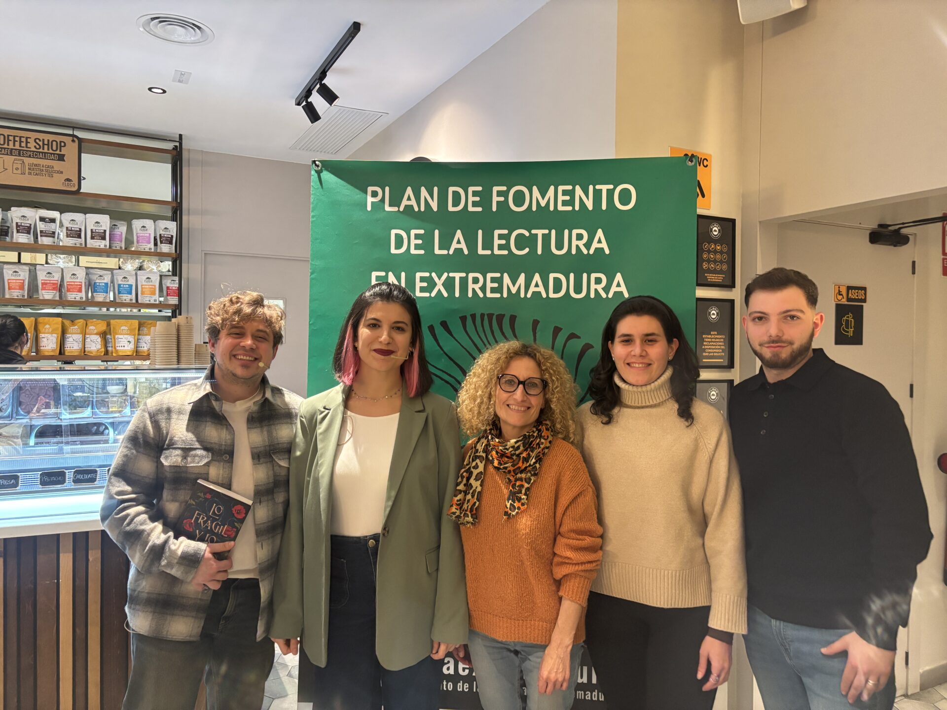 El programa ‘Lee, Crea, Conecta’ de la Junta de Extremadura para acercar la lectura a los jóvenes alcanza cerca de 2.000 participantes en su primer año de actividad