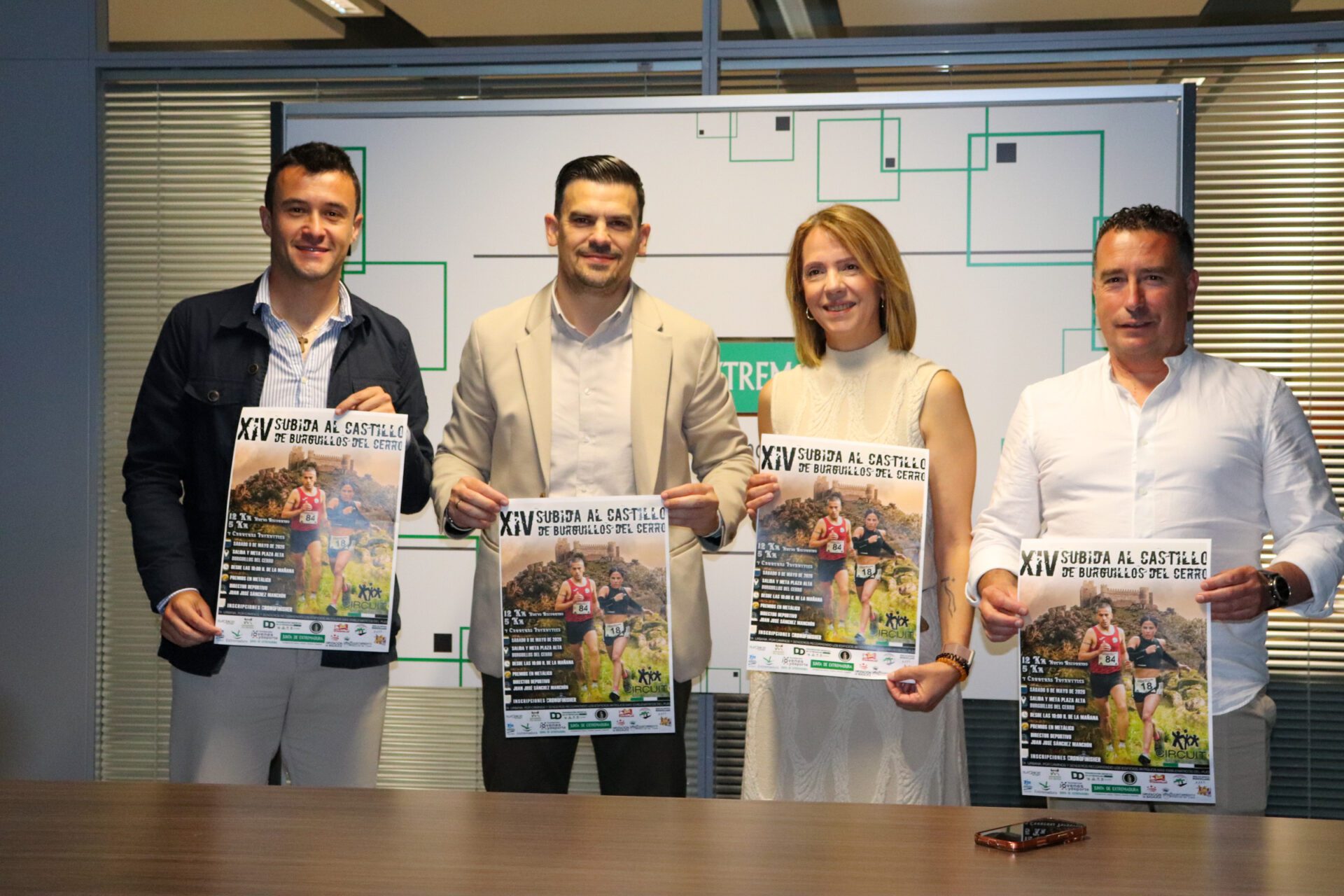 La Junta de Extremadura respalda la XIV Subida al Castillo de Burguillos del Cerro dentro del Circuito de Diversidad Urbana