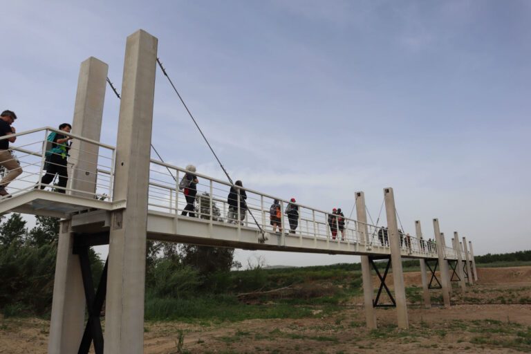 La Diputación de Badajoz refuerza la seguridad y el valor histórico del Camino Mozárabe de Santiago con una pasarela peatonal sobre el río Búrdalo