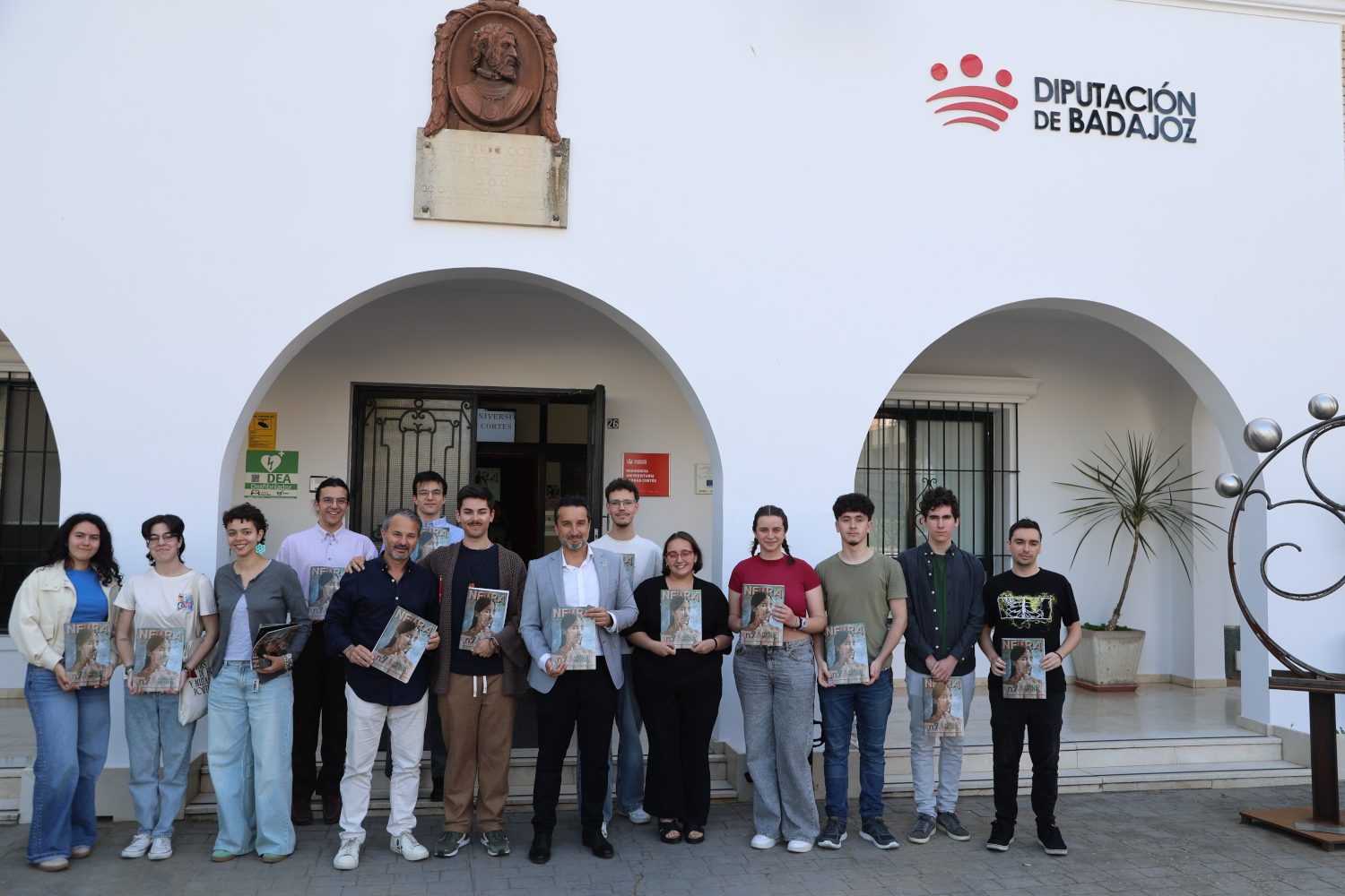 ‘inSALUD MENTAL’, el título con el que los jóvenes de Extremadura abordan sus “neuras” en la revista de la RUHC