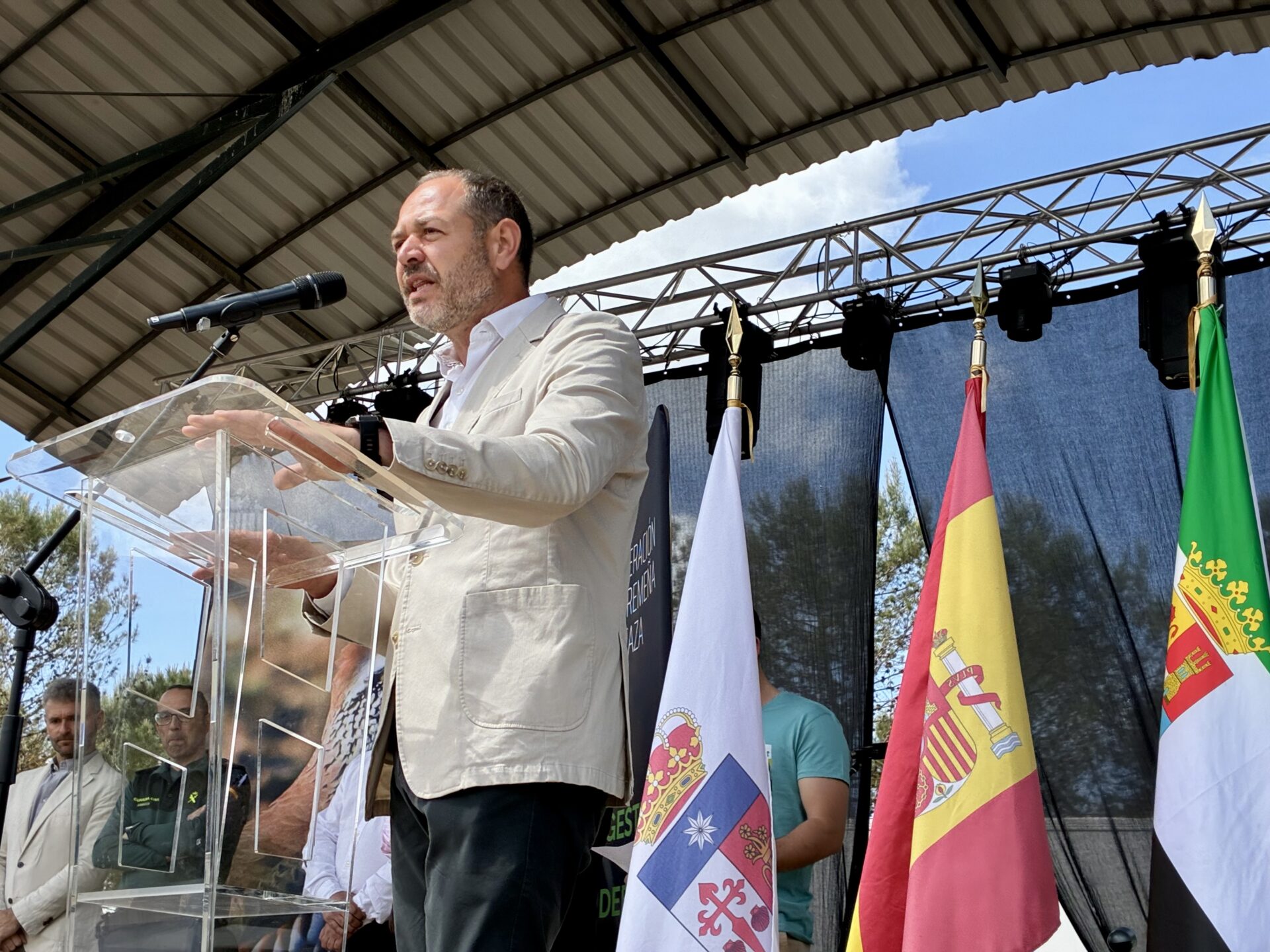 La Junta de Extremadura refrenda su apoyo al sector cinegético en la inauguración del Día del Cazador en Los Santos de Maimona