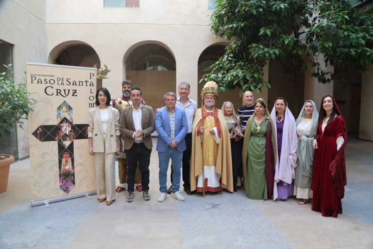 Palomas presenta ‘El Paso de la Santa Cruz’ con novedades que refuerzan su carácter participativo y experiencial