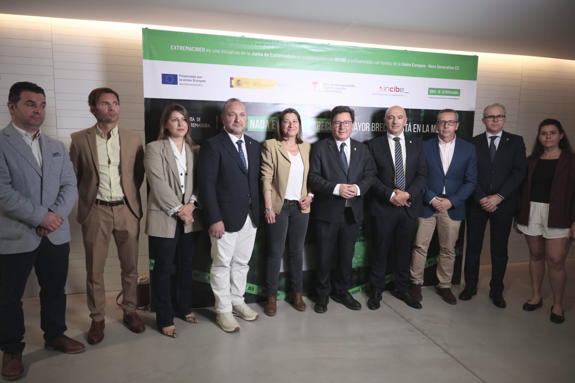 Santamaría destaca la apuesta de la Junta de Extremadura por la ciberseguridad, que afecta a toda la sociedad, en el encuentro ExtremaCiber Summit