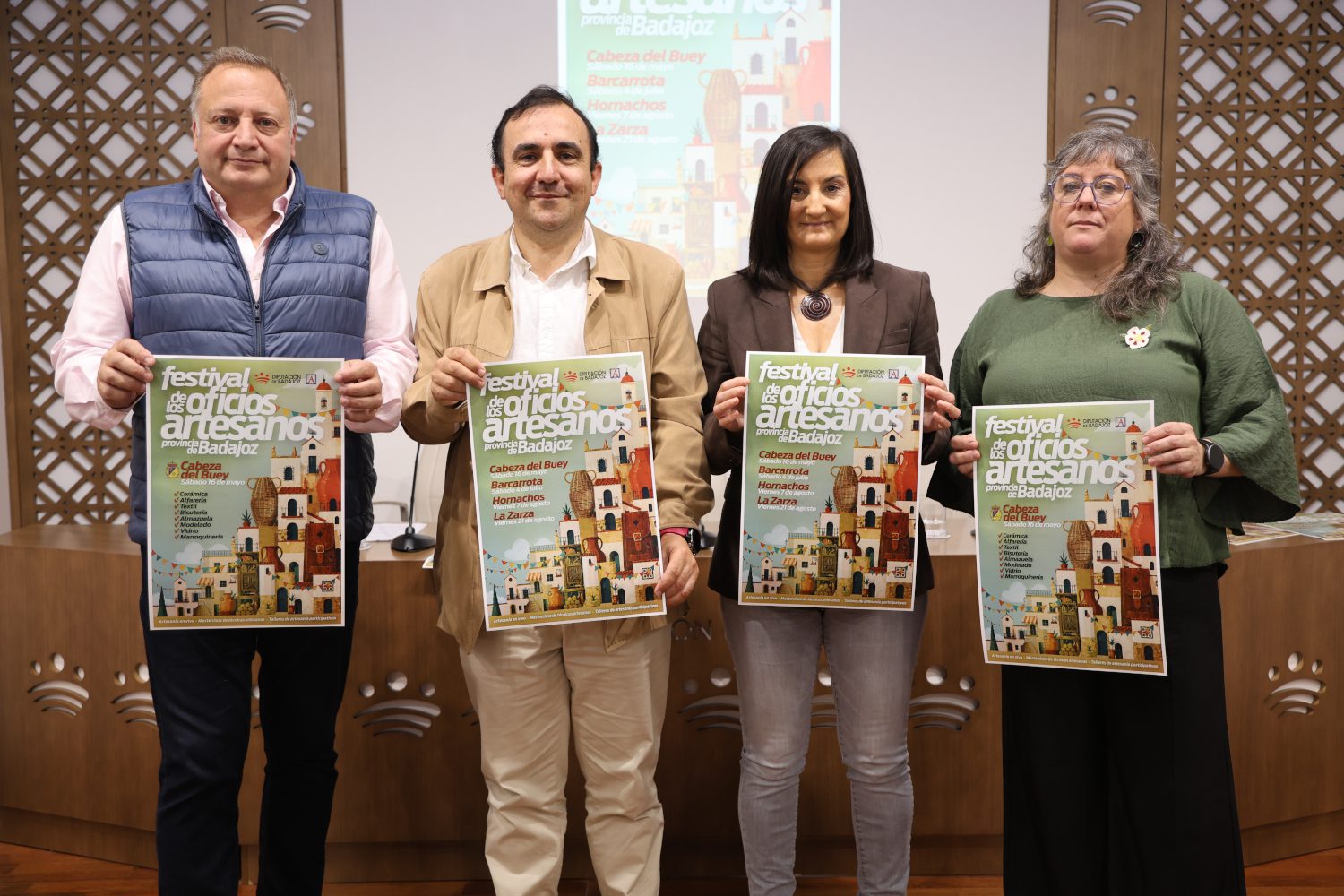 La Diputación de Badajoz presenta la segunda edición del Festival de los Oficios Artesanos de la provincia