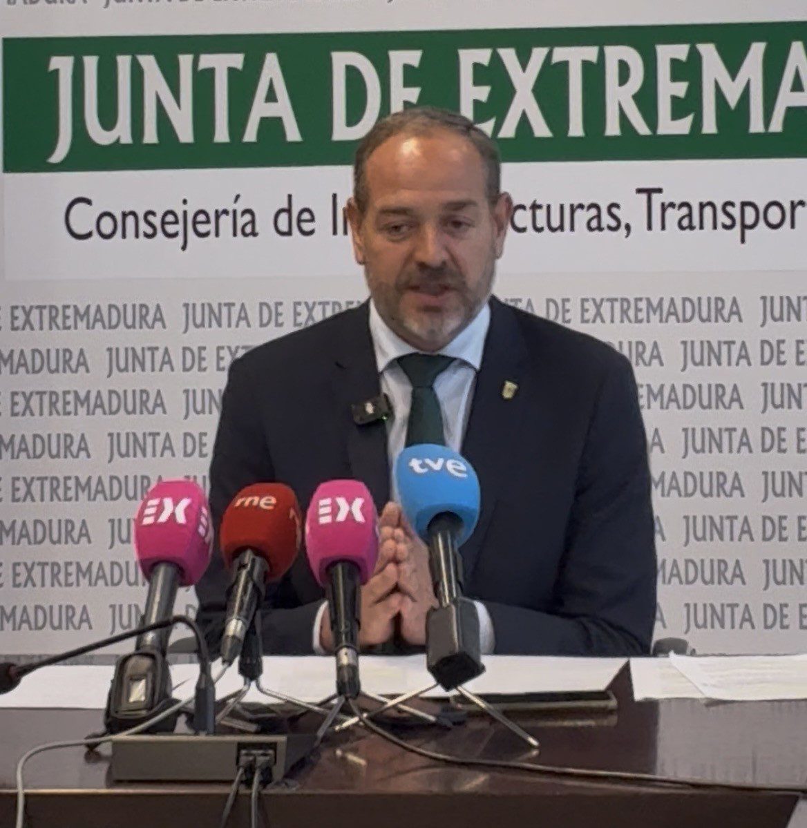 La Junta exige al Gobierno que deje de menospreciar a Extremadura en materia de transportes
