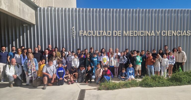Un millar de escolares extremeños participan en el programa ‘Desayuna con la Ciencia + Cultura Emprendedora’