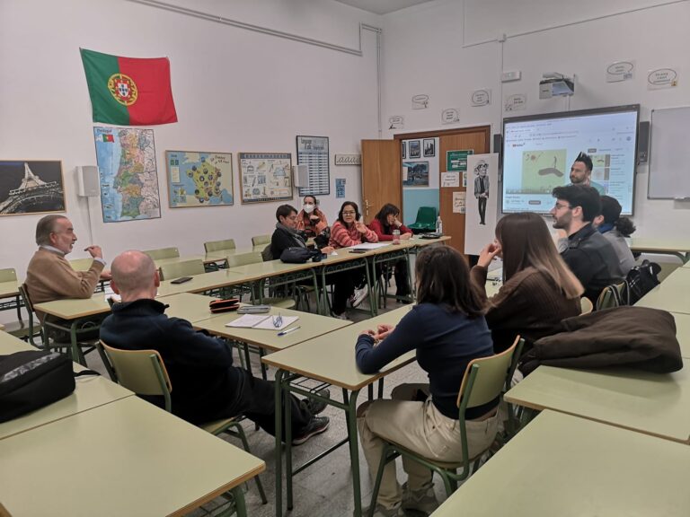 La Consejería de Educación amplía a ocho las Escuelas Oficiales de Idiomas que ofertarán enseñanza semipresencial el próximo curso