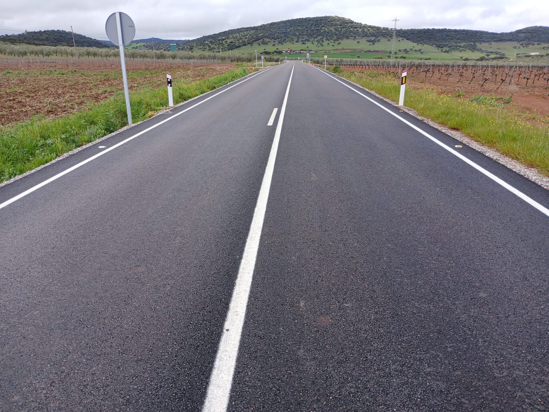 Diputación de Badajoz licita por 1,3 millones las obras de humanización de travesías en carreteras provinciales de las zonas suroeste, sureste y noreste