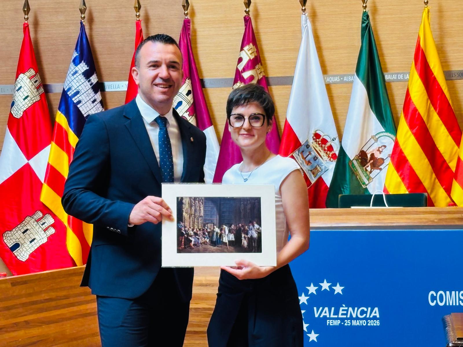 Raquel del Puerto asiste en Valencia a la Comisión de Diputaciones, Cabildos y Consells Insulares de la FEMP