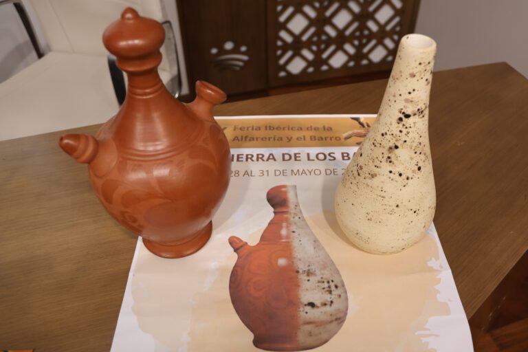 Salvatierra de los Barros convierte la alfarería en motor cultural y turístico con la XXX Feria Ibérica de la Alfarería y el Barro