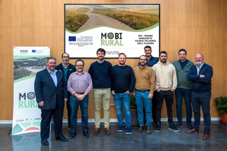 El proyecto MOBIRURAL de la Diputación de Badajoz es reconocido como buena práctica europea en movilidad rural
