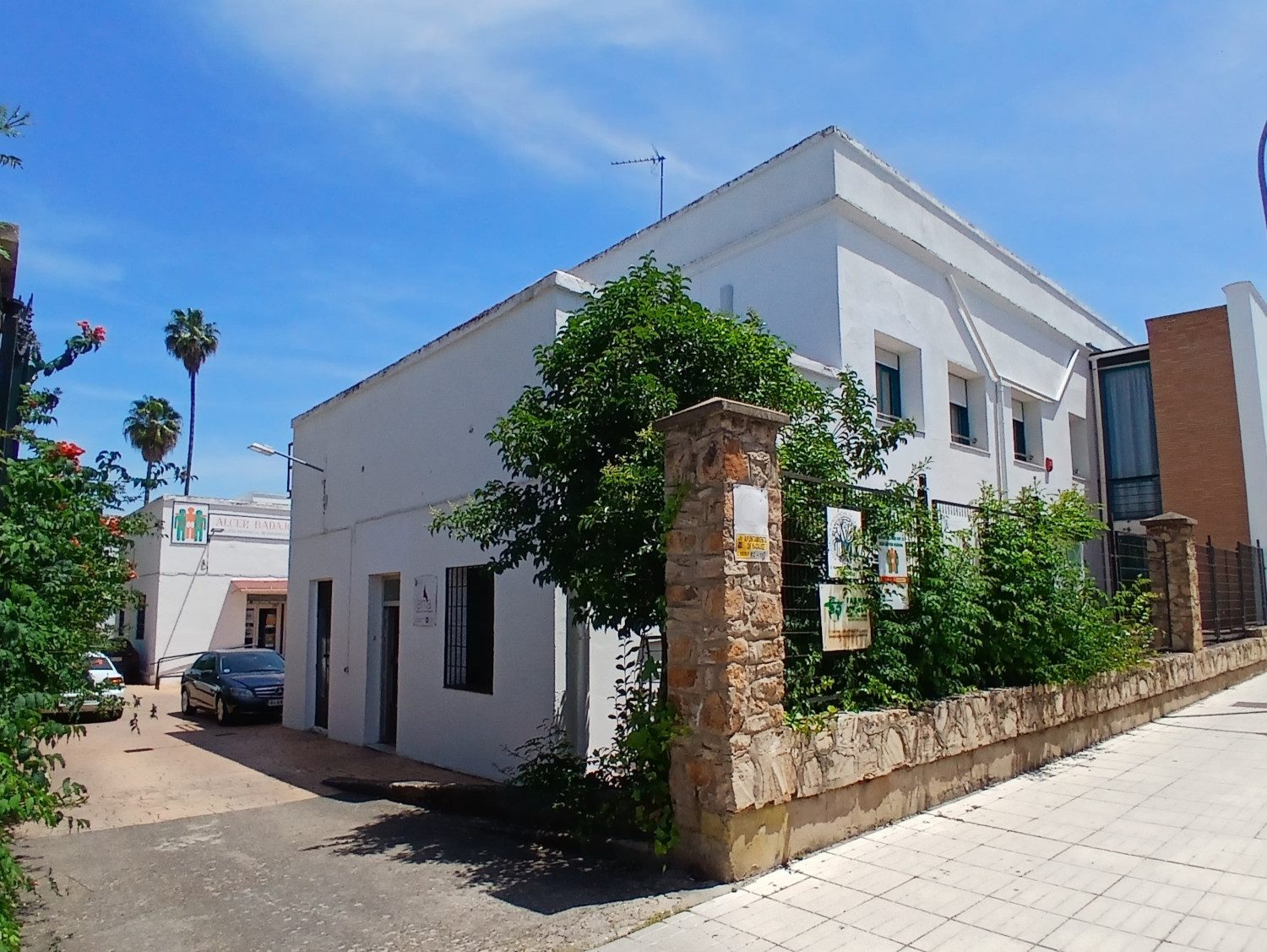 La Diputación de Badajoz inicia las obras de mejora en los locales de la antigua Maternidad de Badajoz, cedidos a asociaciones sociales