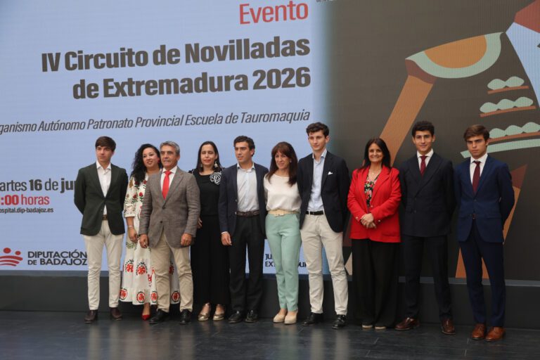 El Circuito  de novilladas de Extremadura contará con seis festejos con picadores, tres en cada provincia