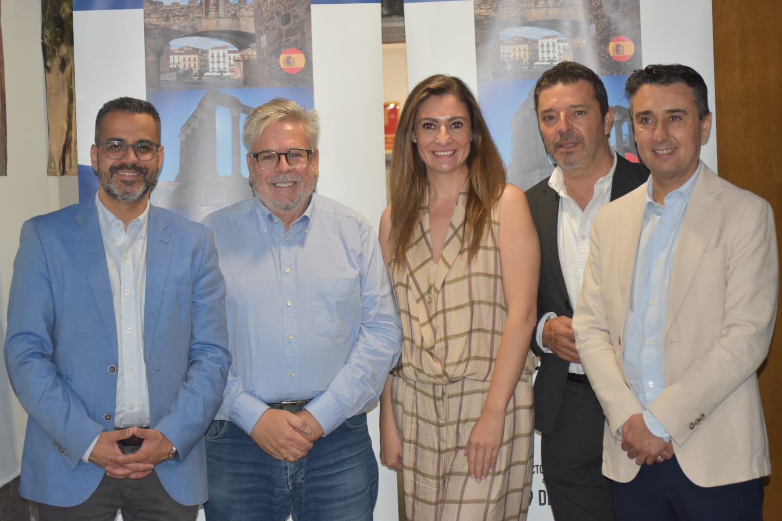 La Diputación de Badajoz defiende el papel de las entidades locales en la gestión de los fondos europeos para asegurar el futuro del mundo rural