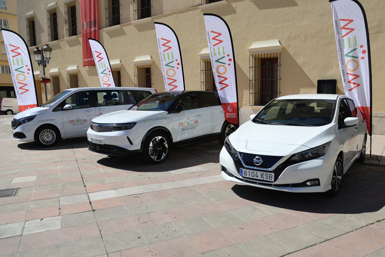 Publicadas las bases del Plan MOVEM II de la Diputación de Badajoz para dotar a municipios y entidades locales menores de vehículos 100 % eléctricos