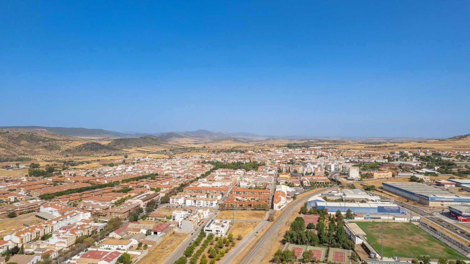 La Diputación de Badajoz licita la redacción de varios proyectos del plan EDIL en cinco municipios de la provincia