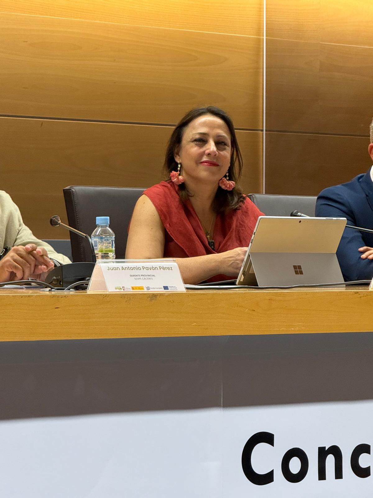 Ara Sánchez Vera destaca los avances en la reducción de la brecha salarial en los últimos años en Extremadura